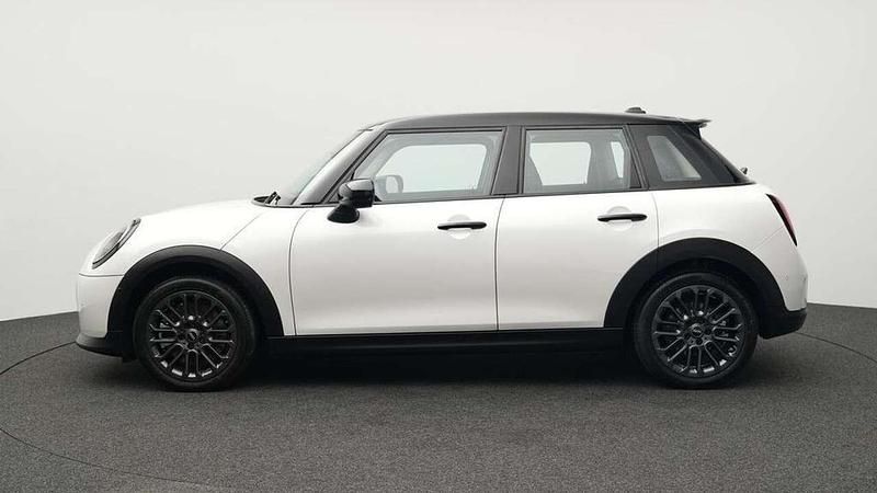 Gebraucht Mini Cooper S Classic 204 PS (150 kW) 2024 Weiß Kleinwagen