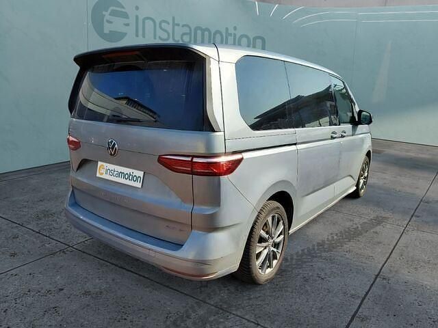 Second-hand VW Multivan 150 CP (110 kW) 2022 Argintiu Monovolum