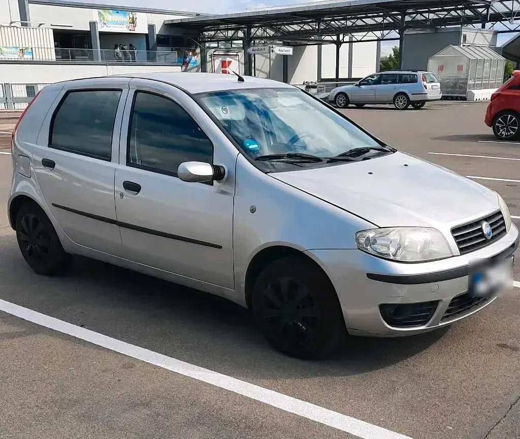 Gebraucht Fiat Punto 60 PS (44 kW) 2004 Silber Kleinwagen