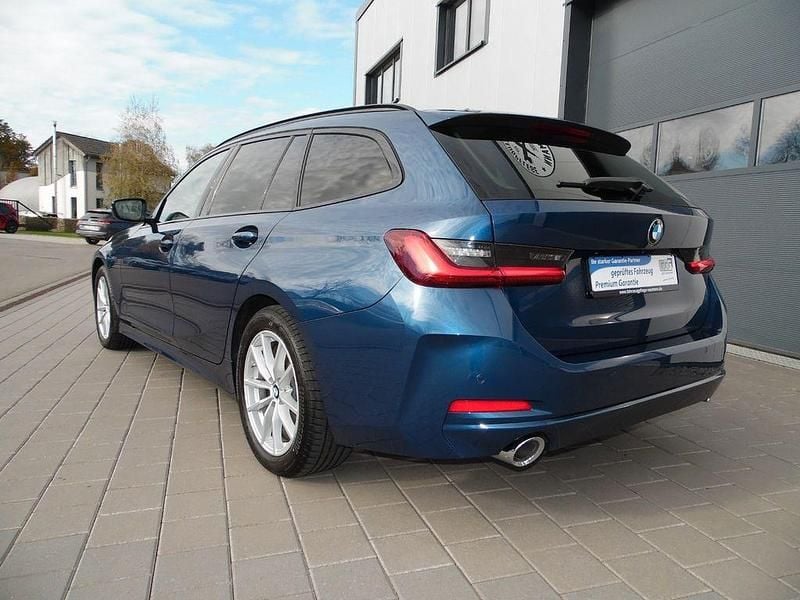 Gebraucht BMW 320 Performance 190 PS (139 kW) 2022 Blau Kombi