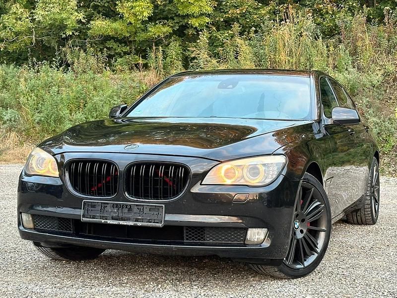 Grau Gebraucht 2008 BMW 730 Limousine | 7.400 € (Fairer Preis) - Bild 1/4