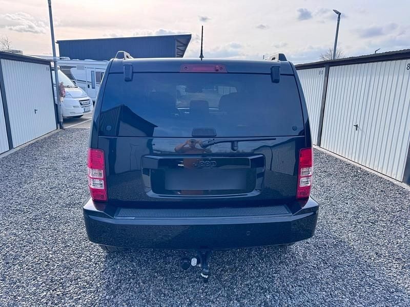 Gebraucht Jeep Cherokee 177 PS (130 kW) 2010 Schwarz SUV