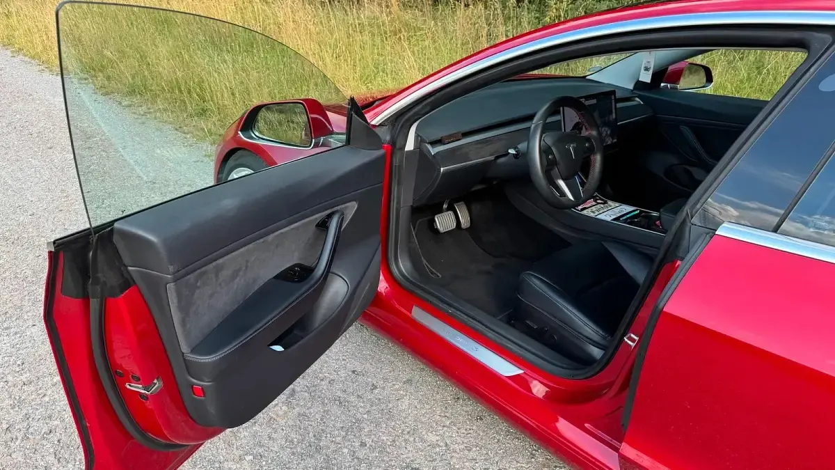 Gebraucht Tesla Model 3 258 kW (351 PS) 2020 Rot Limousine