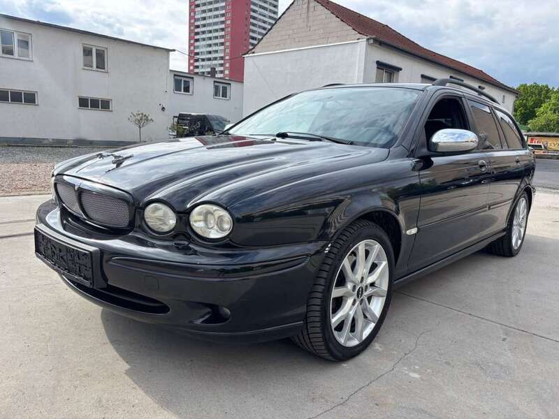Schwarz Gebraucht 2003 Jaguar X-type Kombi | 1.450 € (Fairer Preis) - Bild 1/4