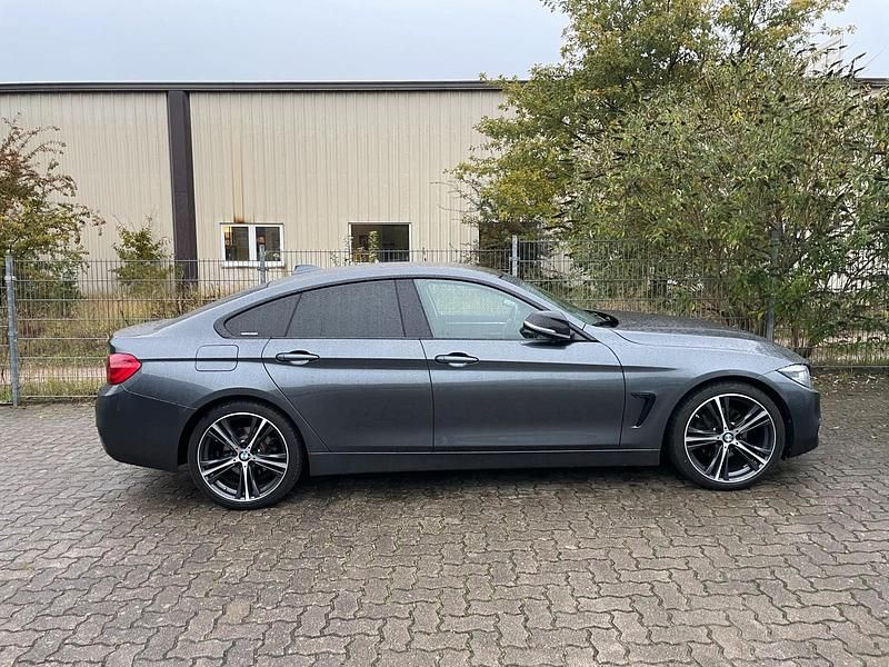 Gebraucht BMW 420 190 PS (139 kW) 2018 Grau Coupé
