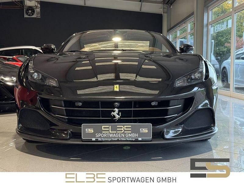 Gebraucht Ferrari Portofino 620 PS (456 kW) 2021 Schwarz Cabrio