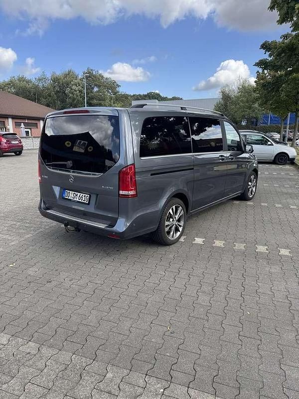 Gebraucht Mercedes V250 Avantgarde 190 PS (139 kW) 2014 Grau Van / Kleinbus