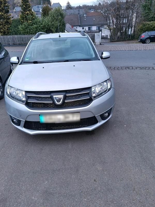 Gebraucht Dacia Logan 90 PS (66 kW) 2015 Silber Kombi