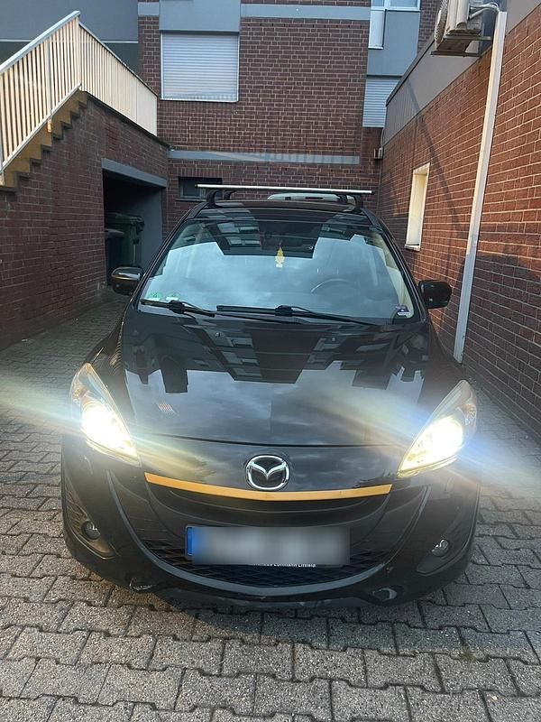 Schwarz Gebraucht 2011 Mazda 5 Van / Kleinbus | 4.800 € - Bild 1/4