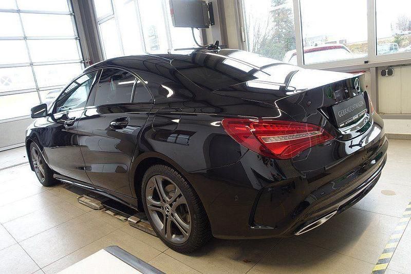 Gebraucht Mercedes CLA200 AMG line 156 PS (114 kW) 2019 Schwarz Limousine