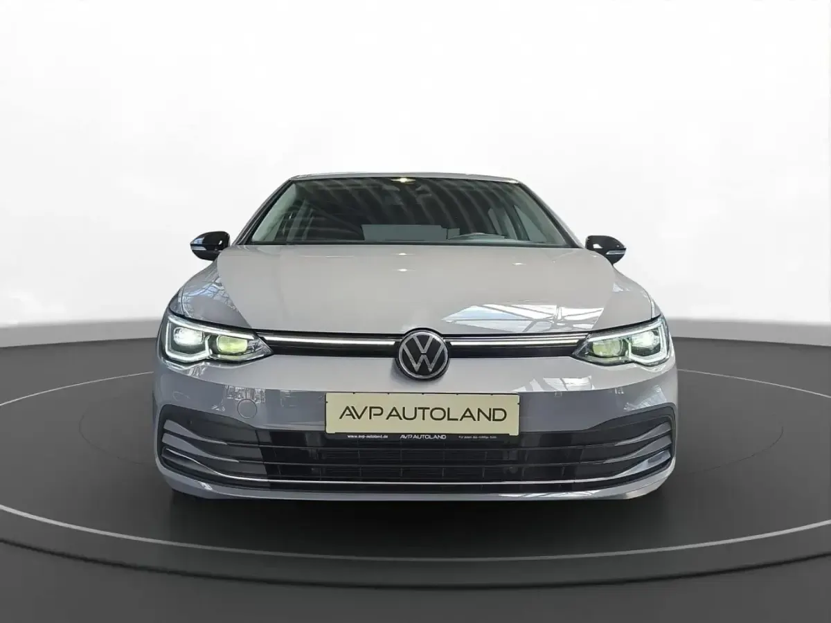 Gebraucht VW Golf VII Active 150 PS (110 kW) 2021 Kleinwagen