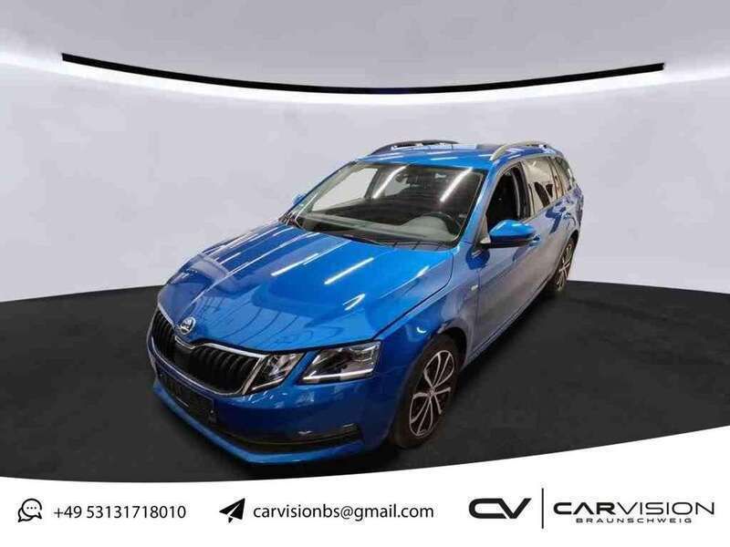 Blau Gebraucht 2019 Skoda Octavia Soleil Kombi | 16.799 € (Guter Preis) - Bild 1/4