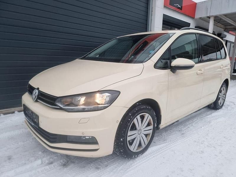 Gebraucht VW Touran 110 PS (80 kW) 2017 Beige Van / Kleinbus