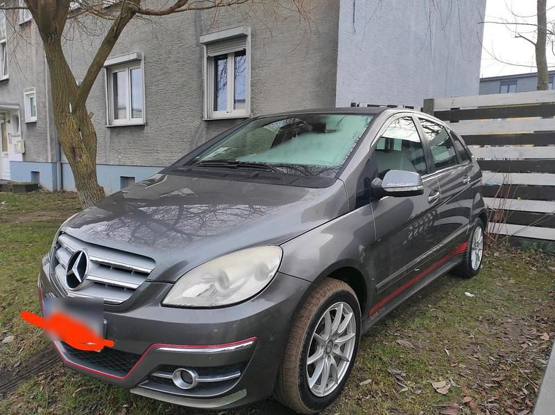 Gebraucht Mercedes B150 95 PS (69 kW) 2008 Grau Van / Kleinbus