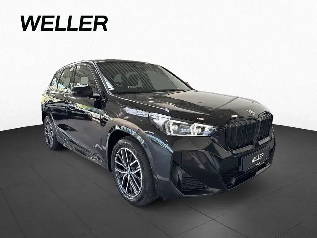 Gebraucht BMW iX1 Performance 279 kW (380 PS) 2023 Schwarz SUV