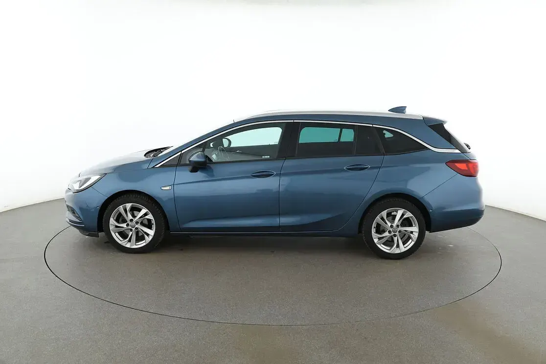 Usata Opel Astra Dynamic 150 CV (110 kW) 2017 Blu Station wagon