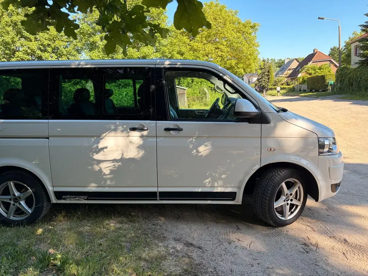 Używany VW T5 Edition 180 KM (132 kW) 2011 Biały Van