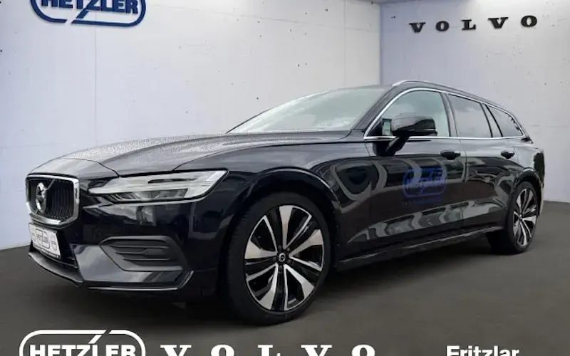 Gebraucht Volvo V60 Business Edition 310 PS (228 kW) 2019 Schwarz Kombi