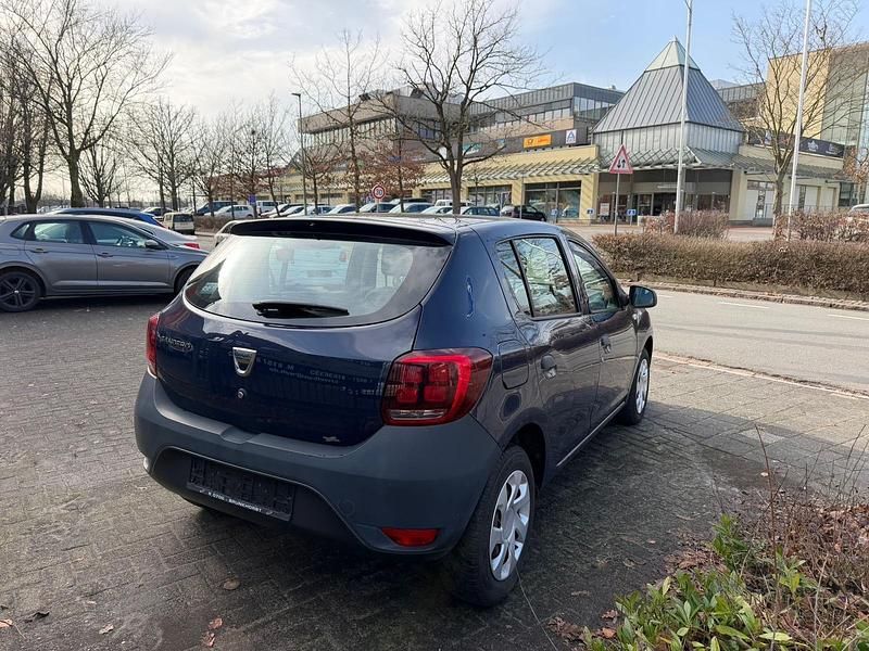 Gebraucht Dacia Sandero 73 PS (53 kW) 2019 Blau Limousine