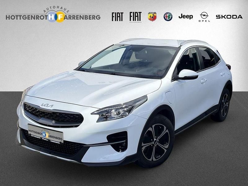 Weiß Gebraucht 2021 Kia XCeed Vision SUV | 18.990 € (Fairer Preis) - Bild 1/4