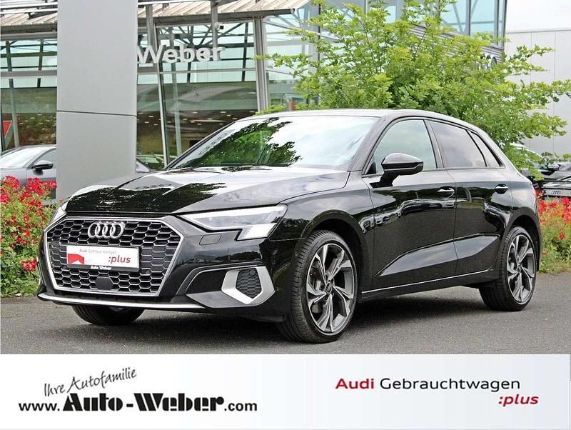 Mythosschwarz metallic Gebraucht 2023 Audi A3 Sportback Advanced Plus Kombi | 31.480 € (Fairer Preis) - Bild 1/4