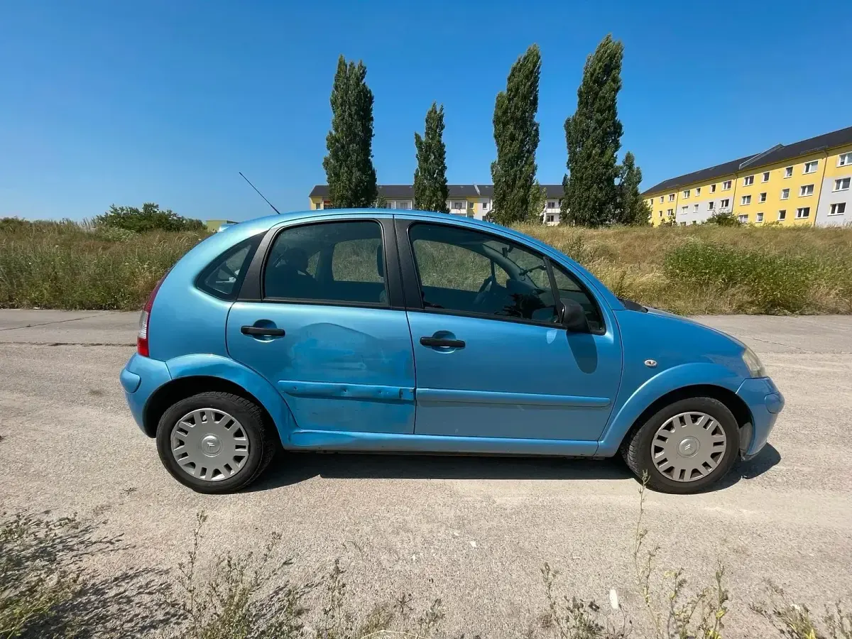 Gebraucht Citroën C3 70 PS (51 kW) 2006 Blau Kleinwagen