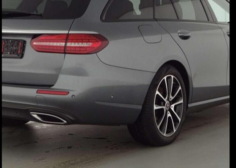 Gebraucht Mercedes E220 Avantgarde 194 PS (142 kW) 2020 Kombi