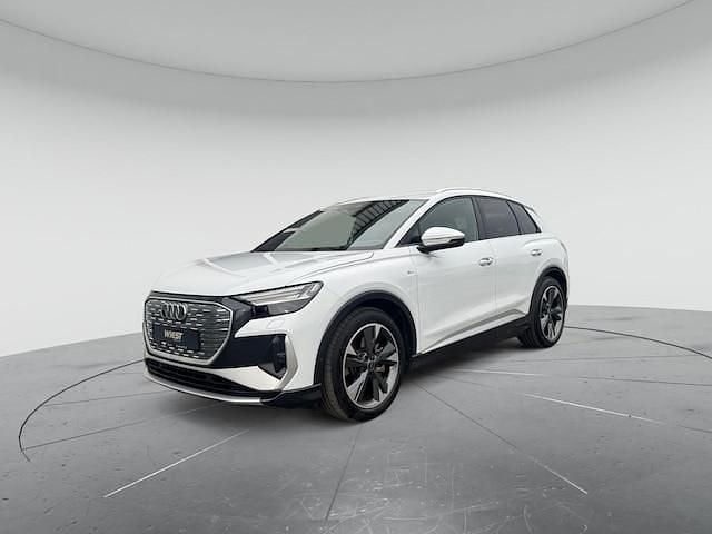 Gebraucht Audi Q4 e-tron Ambiente 150 kW (204 PS) 2022 Gletscherweiß metallic SUV