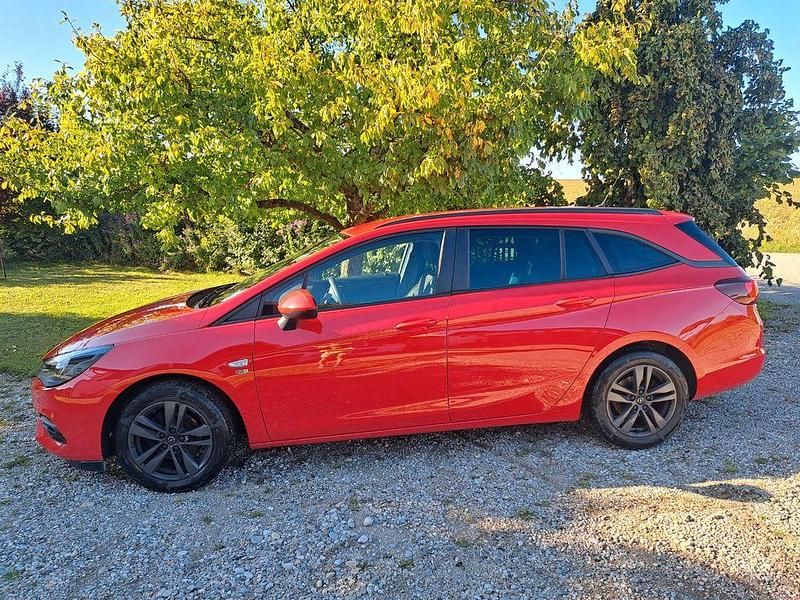 Gebraucht Opel Astra 122 PS (89 kW) 2019 Schwarz Kombi