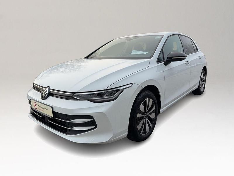 Gebraucht VW Golf VIII Goal 150 PS (110 kW) 2025 Weiß Limousine