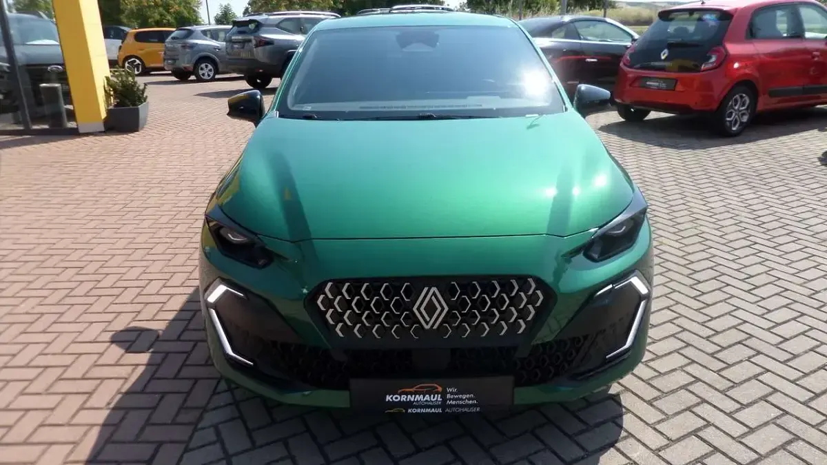 Neu Renault Clio Techno 114 PS (83 kW) 2026 Absolutgrün Kleinwagen