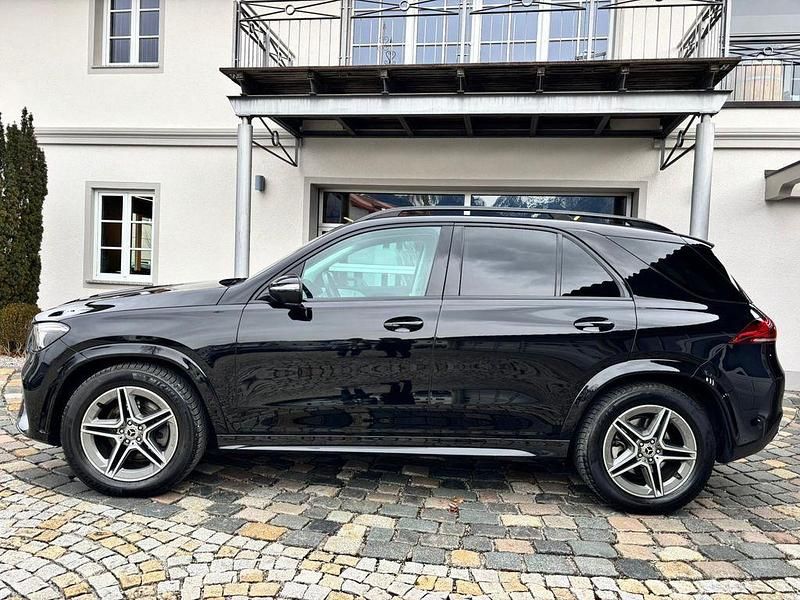 Gebraucht Mercedes GLE300 AMG 272 PS (200 kW) 2022 Schwarz SUV