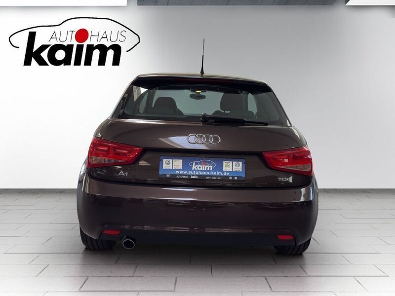 Gebraucht Audi A1 Ambition 90 PS (66 kW) 2011 Braun Kleinwagen