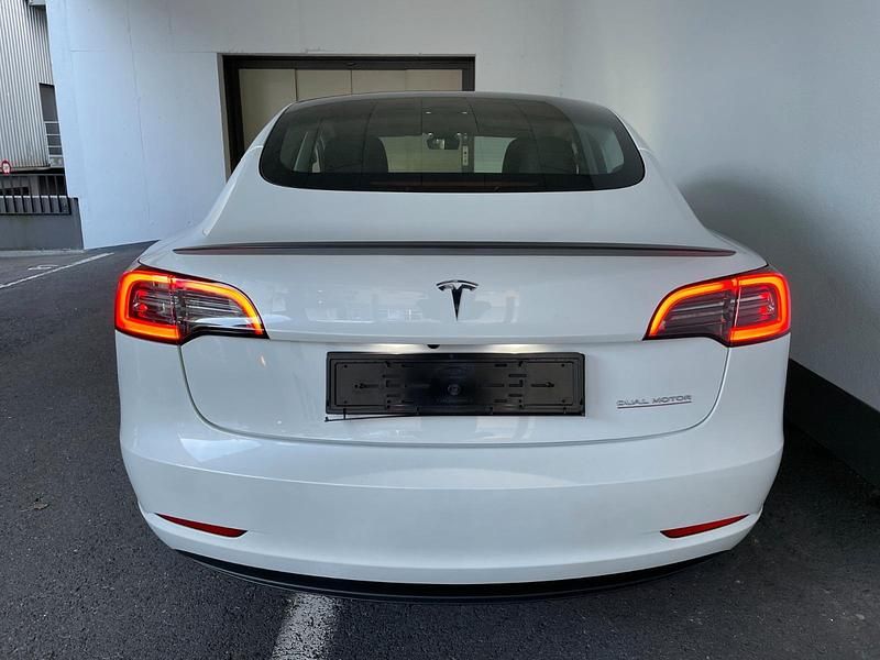 Brugt Tesla Model 3 377 kW (513 HK) 2024 Hvid Sedan