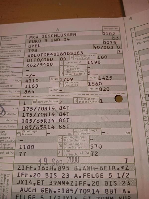 Grau Gebraucht 2000 Opel Astra Limousine | 1.650 € (Fairer Preis) - Bild 1/4