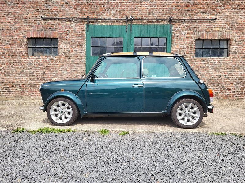 Second-hand Rover Mini 63 CP (46 kW) 1997 Verde Hatchback