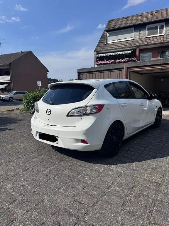 Gebraucht Mazda 3 Sports-Line 150 PS (110 kW) 2012 Weiß Limousine