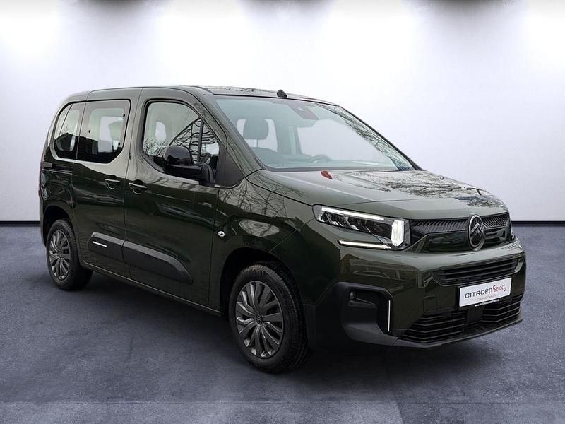 Gebraucht Citroën Berlingo 110 PS (80 kW) 2024 Grün Van / Kleinbus