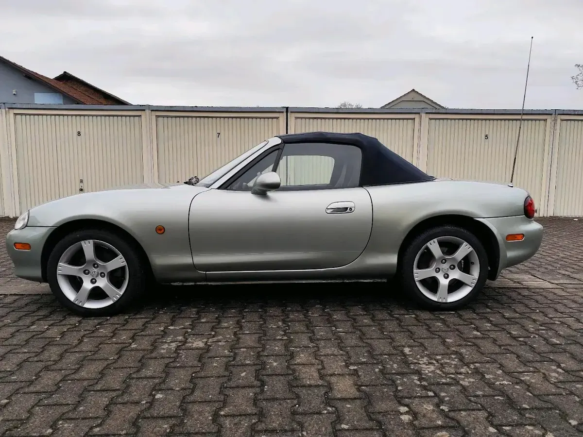 Gebraucht Mazda MX5 Impuls 110 PS (80 kW) 2004 Andere farben Cabrio