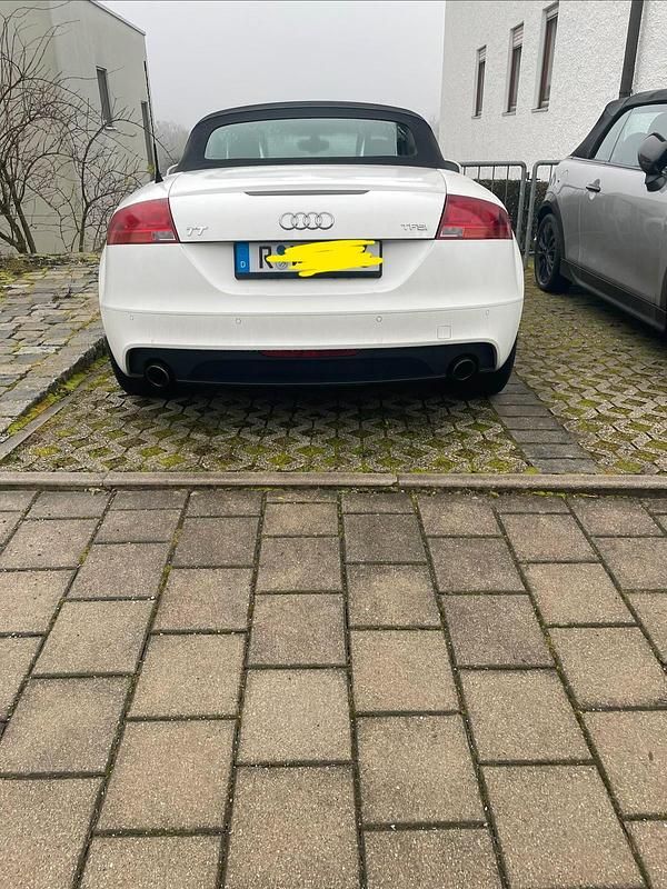 Weiß Gebraucht 2011 Audi TT Roadster Cabrio | 12.100 € (Fairer Preis) - Bild 1/3