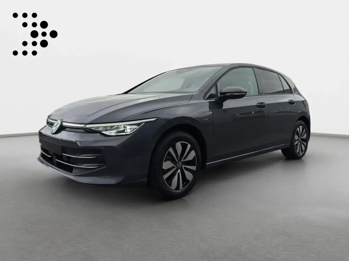 Gebraucht VW Golf VIII Goal 150 PS (110 kW) 2025 Grau Limousine