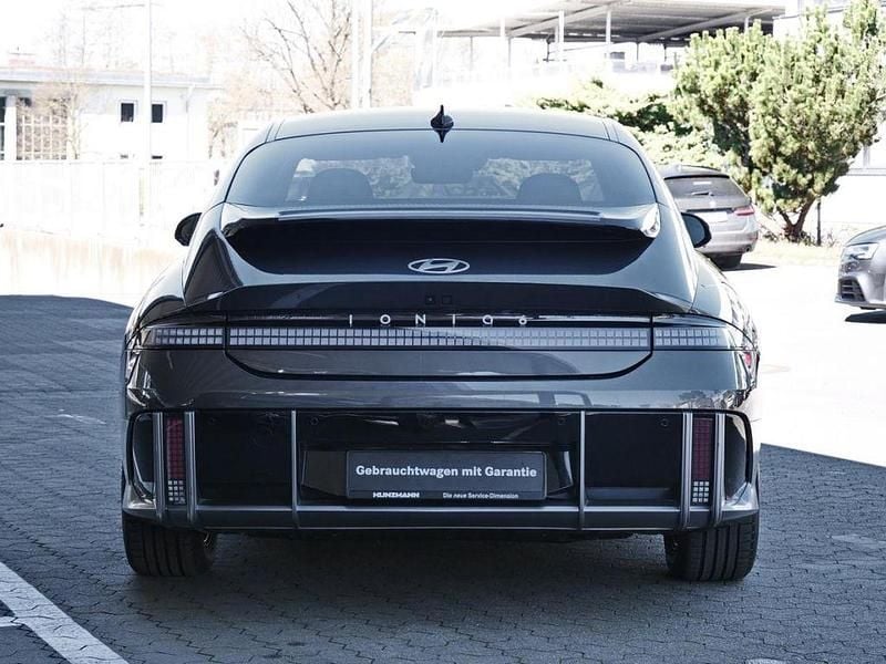 Gebraucht Hyundai Ioniq 6 Techniq 167 kW (228 PS) 2023 Nocturne gray metallic / met Limousine