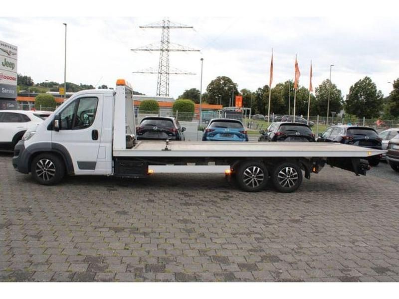 Gebraucht Fiat Ducato 177 PS (130 kW) 2016 Weiss Van