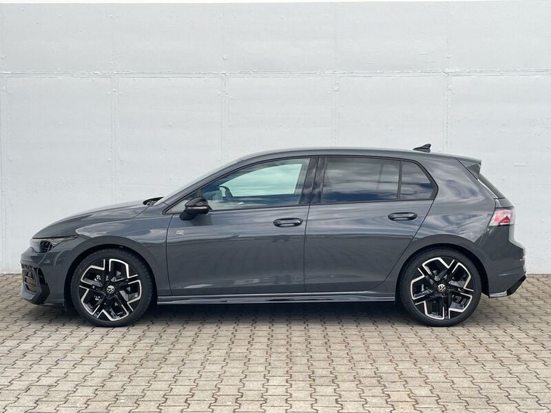 Usata VW Golf VIII Style 150 CV (110 kW) 2024 Grigio Berlina