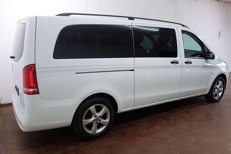 Gebraucht Mercedes V300 Sport 237 PS (174 kW) 2021 Arktikweiss Van / Kleinbus