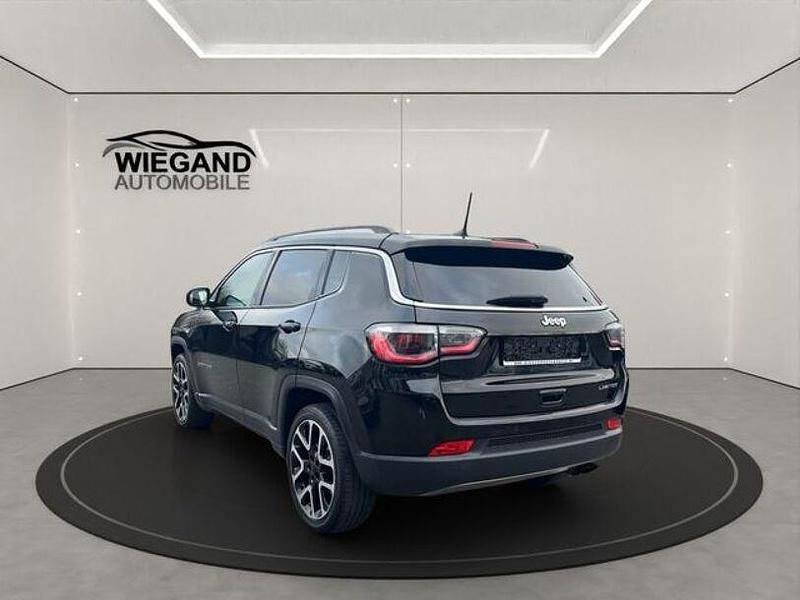 Gebraucht Jeep Compass Limited 140 PS (102 kW) 2018 Schwarz SUV