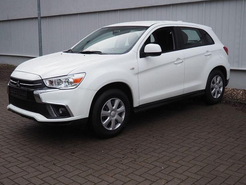 Gebraucht Mitsubishi ASX Basis 117 PS (86 kW) 2019 Weiß SUV