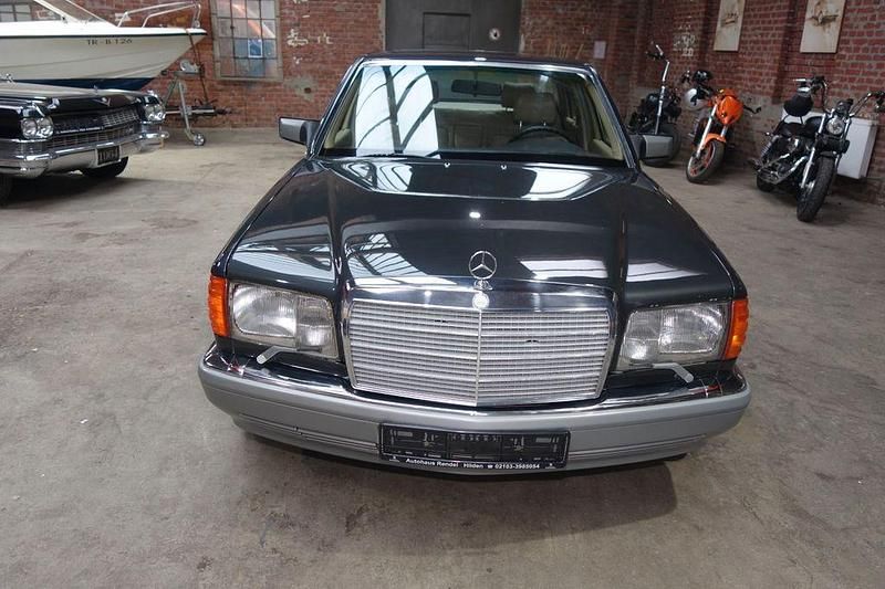 Gebraucht Mercedes 500 252 PS (185 kW) 1989 Grau Limousine
