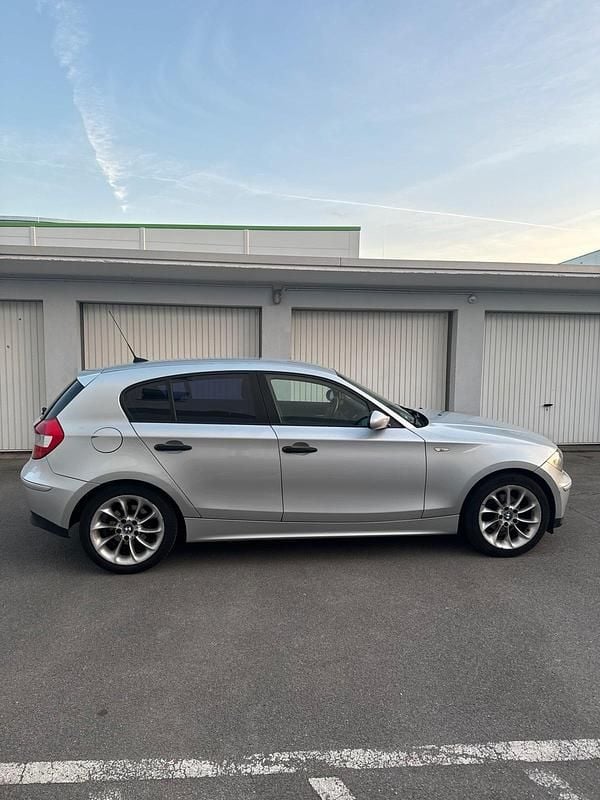 Gebraucht BMW 116 116 PS (85 kW) 2007 Silber Kleinwagen