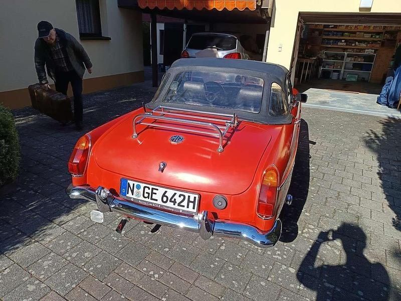Gebraucht MG B 67 PS (49 kW) 1977 Rot Cabrio